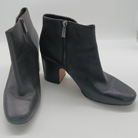 Michael Kors Woman's Size 11M Black Leather Zip Ankle Booties Heeled Boots - Picture 2 of 7